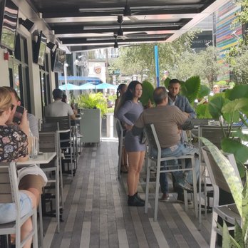 Moxies - Lounges Near Me - Miami, Florida