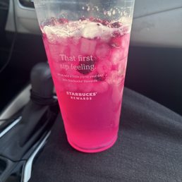 Mango Dragonfruit Refresher Mango Dragonfruit Refresher
