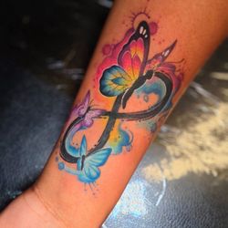 Bluff City Tattoo - Infinity heart