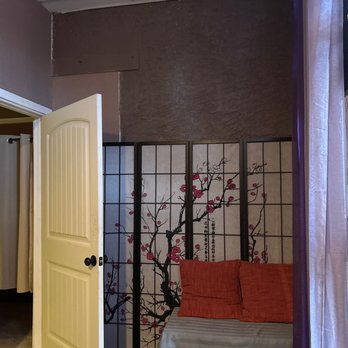 Moon Massage and Reflexology - Massage place - Reflexology Near Me - Tempe, Arizona Moon Massage and Reflexology - Massage place - Reflexology Near Me - Tempe, Arizona