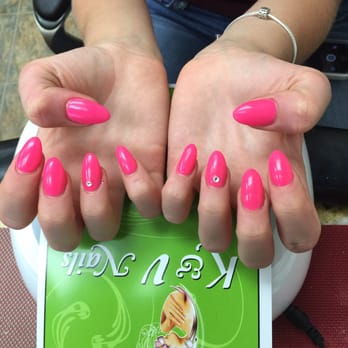 K & V Nails - Acrylic full set with shellac (gel polish) on top. - Nail Salons Near Me - Courtenay, British Columbia