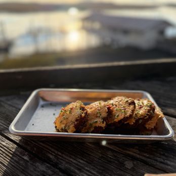 Bowen's Island Restaurant - Fried green tomatoes with pimento cheese - Seafood Near Me - Charleston, South Carolina Bowen's Island Restaurant - Fried green tomatoes with pimento cheese - Seafood Near Me - Charleston, South Carolina