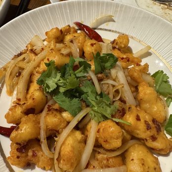 Mah-Jong Chinese Kitchen - Spicy HOT Chili Chicken - Chinese Near Me - Plano, Texas Mah-Jong Chinese Kitchen - Spicy HOT Chili Chicken - Chinese Near Me - Plano, Texas