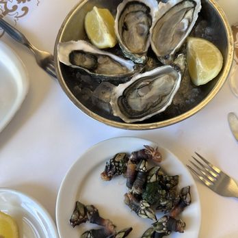 Cervejaria Ramiro - Barnacles and oysters - Seafood Near Me - Lisbon, 11 Cervejaria Ramiro - Barnacles and oysters - Seafood Near Me - Lisbon, 11