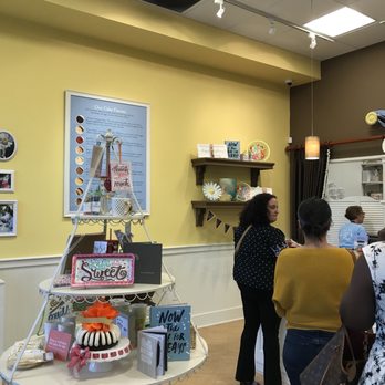 Nothing Bundt Cakes - people in a bakery shop - Bakeries Near Me - Columbus, Ohio Nothing Bundt Cakes - people in a bakery shop - Bakeries Near Me - Columbus, Ohio