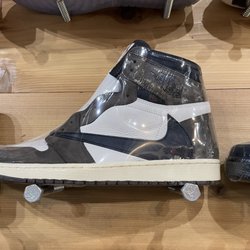 True North Sa - Travis Scott Jordan 1