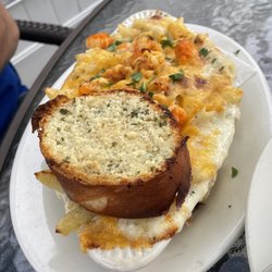 Mondo’s bar and restaurant - Lobster Mac and cheese