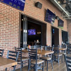Shores Inn Food & Spirits