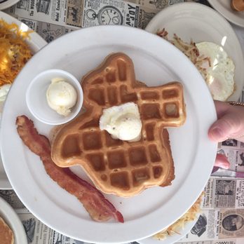 Benbrook Cafe - Cafes Near Me - Fort Worth, Texas