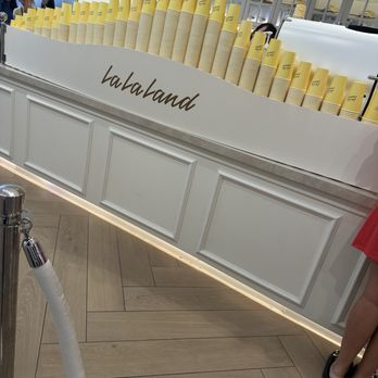 La La Land - Cafes Near Me - Plano, Texas