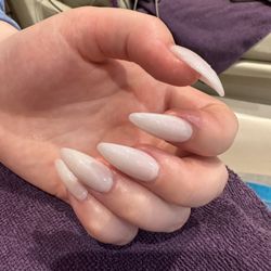 Tippi Nails & Spa - Acrylic