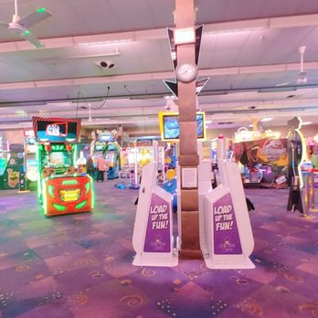 Enchanted Castle - Amusement Parks Near Me - Lombard, Illinois