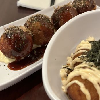 Ramen Show 2 - 6 Piece Takoyaki Original and 6 Piece Takoyaki Mentaiko - Ramen Near Me - Las Vegas, Nevada Ramen Show 2 - 6 Piece Takoyaki Original and 6 Piece Takoyaki Mentaiko - Ramen Near Me - Las Vegas, Nevada