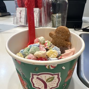 Yogurtland - Delicious festivities! Love the gingerbread cookie! - Ice Cream & Frozen Yogurt Near Me - La Habra, California Yogurtland - Delicious festivities! Love the gingerbread cookie! - Ice Cream & Frozen Yogurt Near Me - La Habra, California