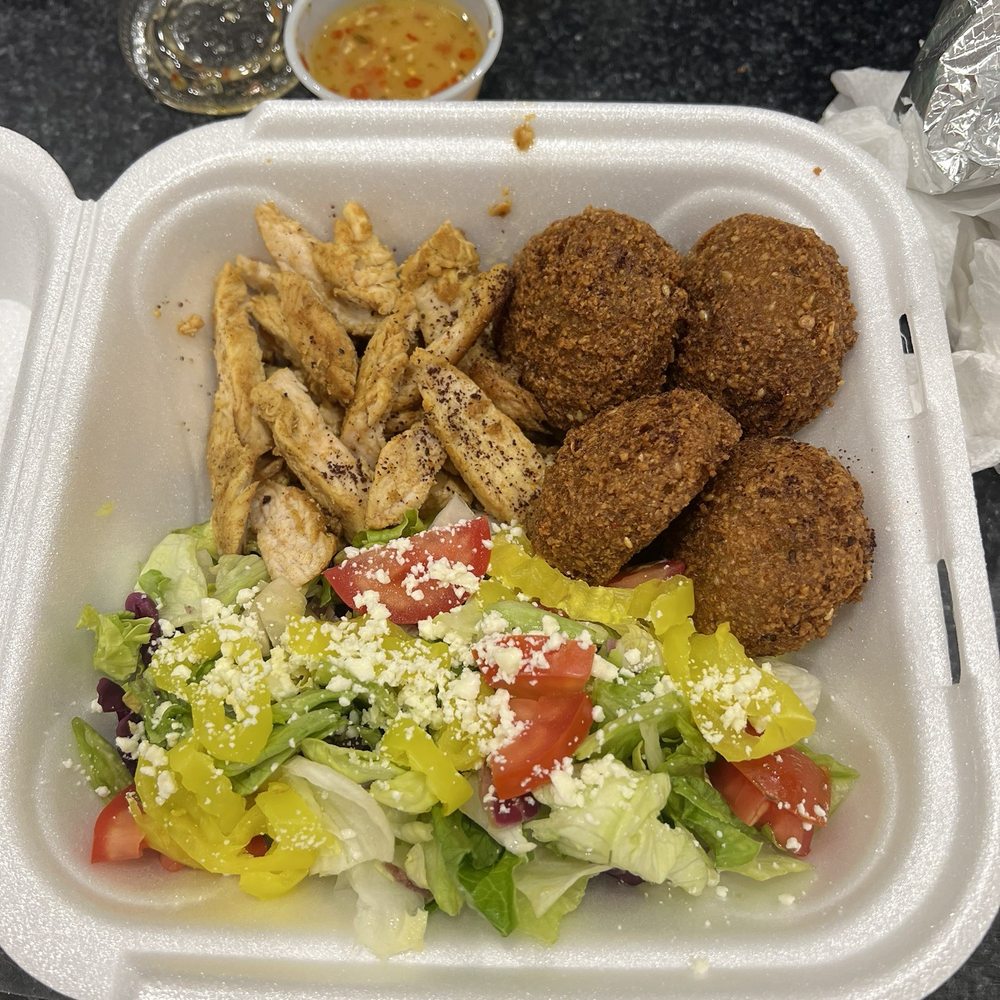 Lentils Mediterranean Grill - Mediterranean Near Me - Cincinnati, Ohio