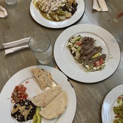 El Pancake House y Lo Nuestro - Food