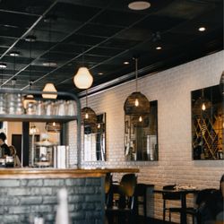Cava Mezze - Rockville - Seating area
