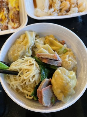 E&J Yummy Kitchen by null
