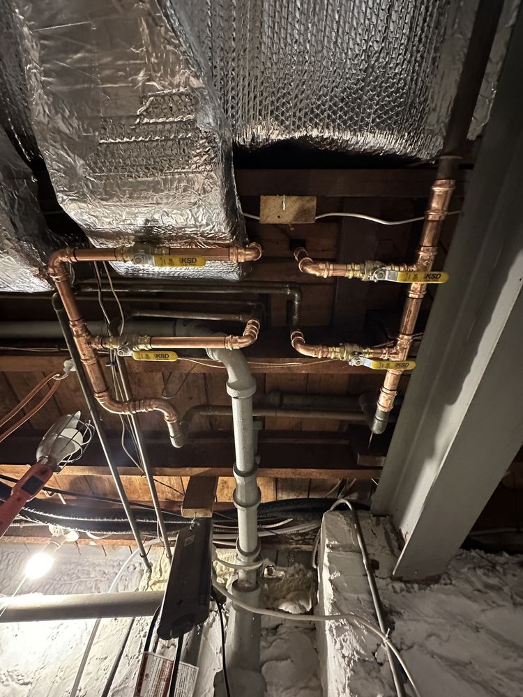 Slide of Plumbing pros