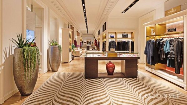 de Bijenkorf Amsterdam by null