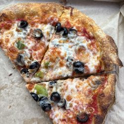 Swiftfired Pizza Co - Veggie minus red onion