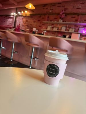 C'est La Vie Cafe by null