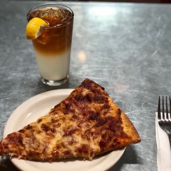 Zachary's Chicago Pizza - Pizza Near Me - Berkeley, California