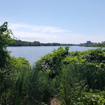 Overpeck County Park - lake view.. - Parks Near Me - Leonia, New Jersey Overpeck County Park - lake view.. - Parks Near Me - Leonia, New Jersey