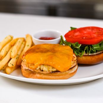 The Pullman - Crab Melt - American Near Me - Blue Ridge, Georgia