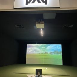 Have a total of 3 swing areas to test out clubs for the best fit Have a total of 3 swing areas to test out clubs for the best fit