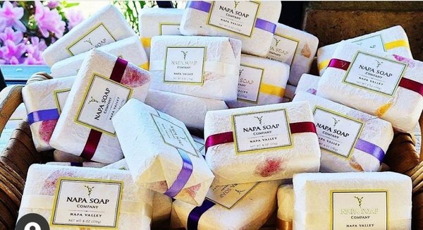 Howie's Market by null