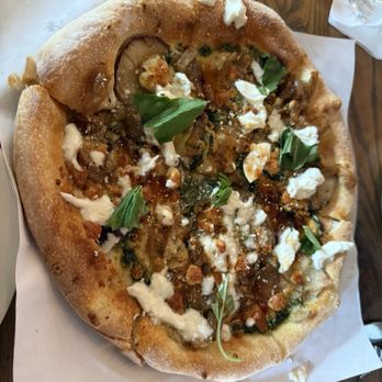 Noble Crust - Pizza Perfect Pear - Italian Near Me - Wesley Chapel, Florida