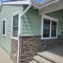 Waterflow Seamless Raingutters - 5" OG kstyle gutters in long Beach