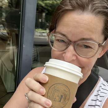 7 Days Coffee - Outdoor seating, time to study. - Cafes Near Me - Vancouver, British Columbia