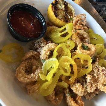 Common Theory - Salt & Pepper Crispy Calamari - Gastropubs Near Me - San Diego, California Common Theory - Salt & Pepper Crispy Calamari - Gastropubs Near Me - San Diego, California