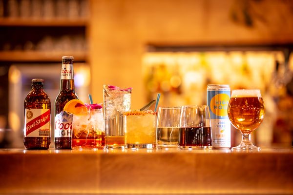 The Common Bar by null