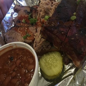 Rollin Smoke Barbeque - 3 meat plate - Barbeque Near Me - Las Vegas, Nevada Rollin Smoke Barbeque - 3 meat plate - Barbeque Near Me - Las Vegas, Nevada