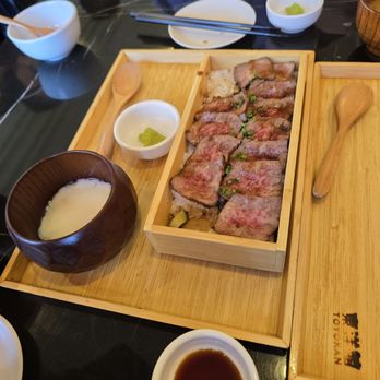 Toyokan Bowl - Wagyu Don - Japanese Near Me - Vancouver, British Columbia