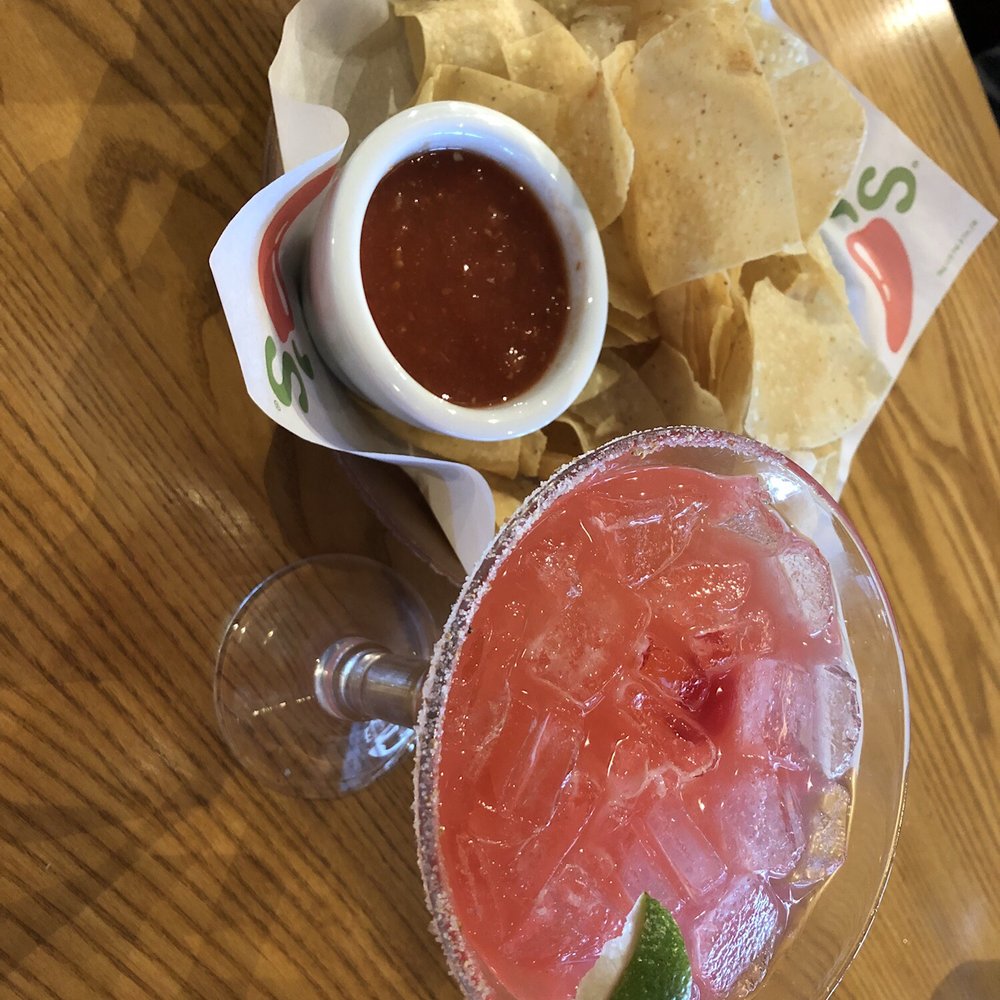 Chili's - Chips, salsa and cherry blossom margarita - Bars Near Me - Dover, New Hampshire Chili's - Chips, salsa and cherry blossom margarita - Bars Near Me - Dover, New Hampshire