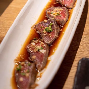 Ozumo - Tuna Tataki that almost tastes like beef - Izakaya Near Me - San Jose, California Ozumo - Tuna Tataki that almost tastes like beef - Izakaya Near Me - San Jose, California