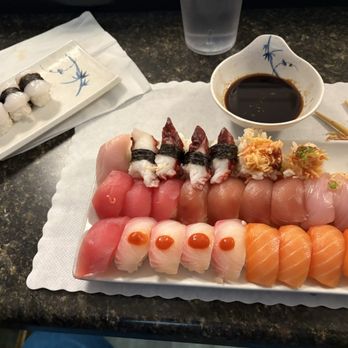 KitzMo Sushi Teriyaki and Bento - 'Nigiri Coma' - Japanese Near Me - Reno, Nevada KitzMo Sushi Teriyaki and Bento - 'Nigiri Coma' - Japanese Near Me - Reno, Nevada