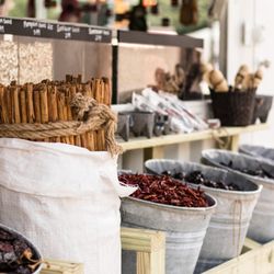 Granel Spice Market