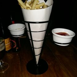 Utopia, Belgian Beer & Bistro - Papas, muy ricas