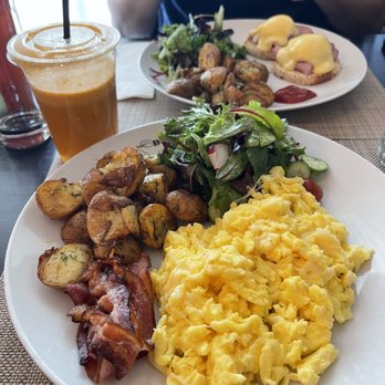 Duet Bakery and Restaurant - Duet Breakfast and fresh juice - American Near Me - Brooklyn, New York Duet Bakery and Restaurant - Duet Breakfast and fresh juice - American Near Me - Brooklyn, New York