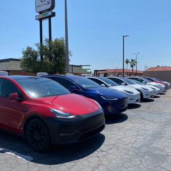 Tesla Supercharger - 6/25/2023 12p full!! - EV Charging Stations Near Me - Buttonwillow, California