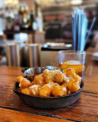 Louie's Wine Dive & Clayton Kitchen by null