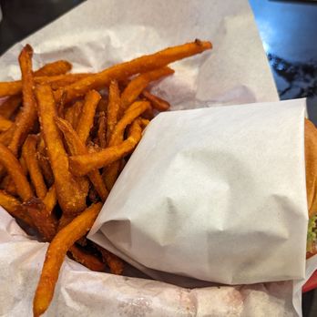 Ruby's Diner - Sweet potato fries - Diners Near Me - Commerce, California