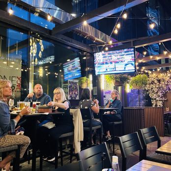 One Eyed Jack - Toronto - Sports Bars Near Me - Toronto, Ontario One Eyed Jack - Toronto - Sports Bars Near Me - Toronto, Ontario