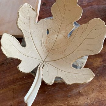 Tova’s Pottery Party - Unglazed fig leaf bowl - Art Classes Near Me