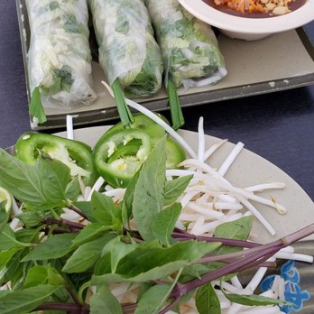 Saigon Dish - Veggie spring rolls - Vietnamese Near Me - Lawndale, California